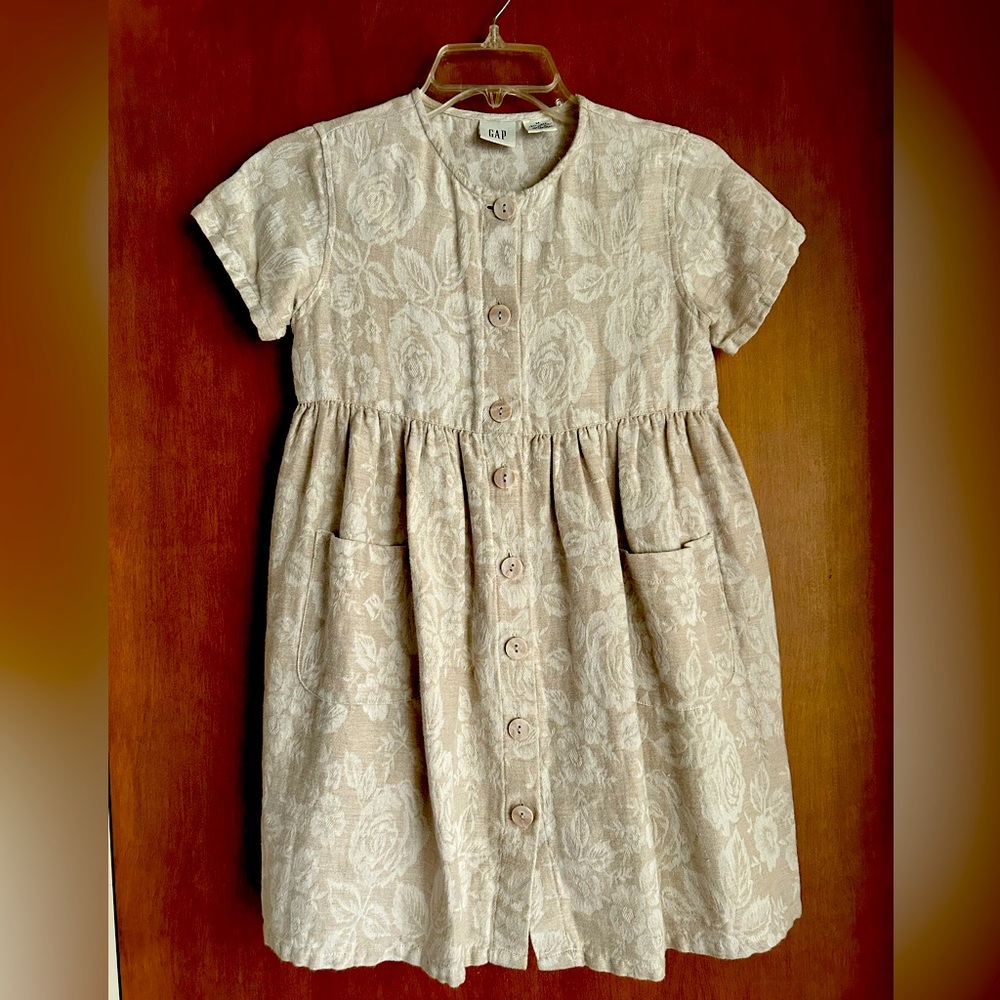 Girls GAP beige rose dress size M